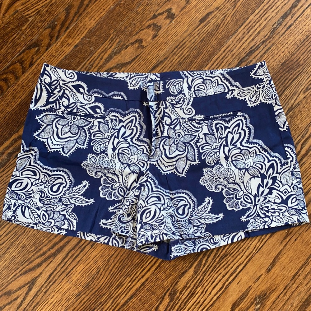 Size 12 Gap 100% Cotton Shorta